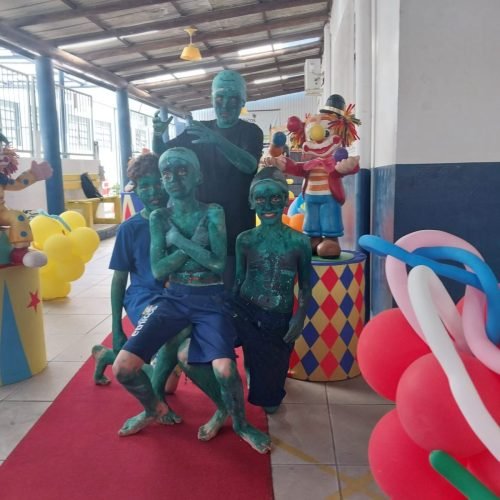 1e1b8301-2f6e-41de-bdff-db30eedb1ef2