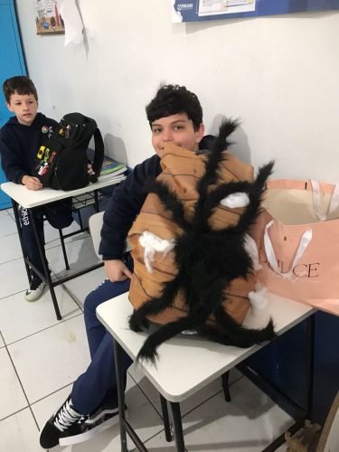 6aea8315-f5e4-4287-89d6-3474aaa2ded5