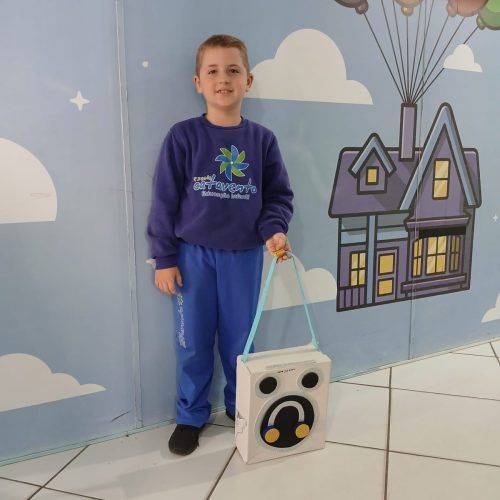 b05d5e0f-a286-4eaf-9882-9339145a56ff