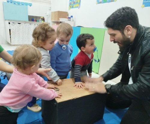Aula de musicalização - berçário