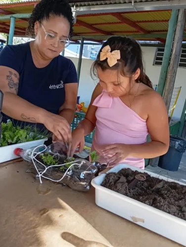 f4fc1e96-b033-4a56-b4af-e2f015a91801