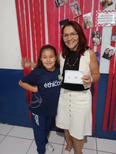 7b6e5d9e-7da7-44f0-80f3-9036cddae4e7