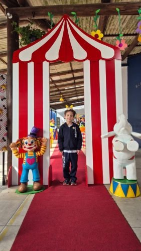 c825fd41-073a-4f54-b379-3fea2732a944