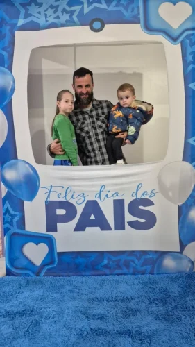 d7fef4a4-f766-434b-99f7-483ed0168a6d